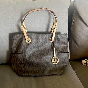 Michael Kors Tote